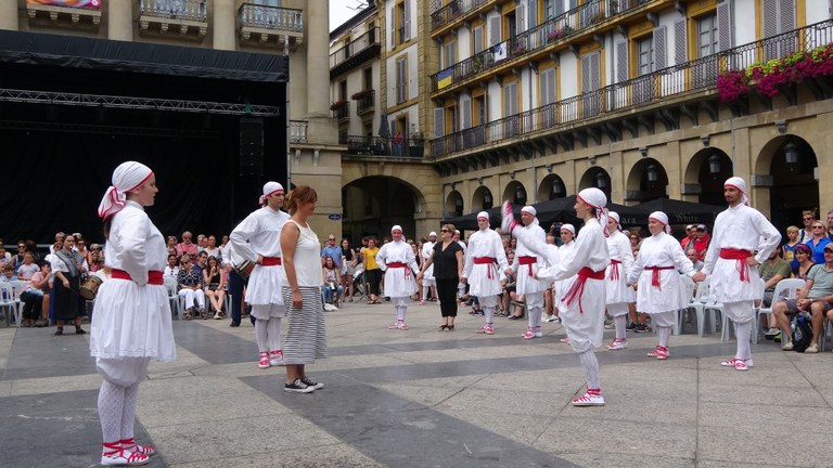soka dantza donostia