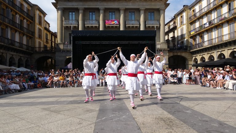Ezpata dantza donostia