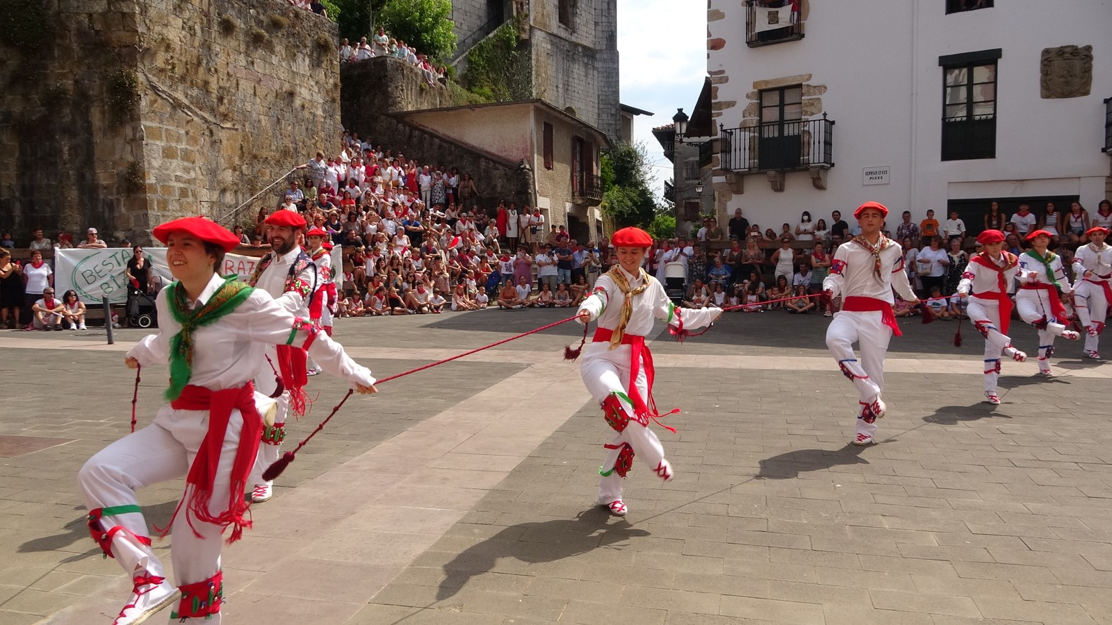 Abuztuaren 3a, San Esteban eguna, Bera