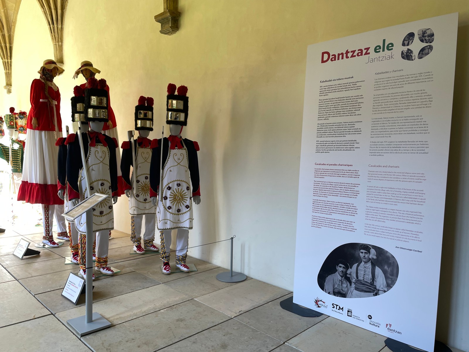 Dantzaz ele. Jantziak, San Telmo Museoko erakusketa berria