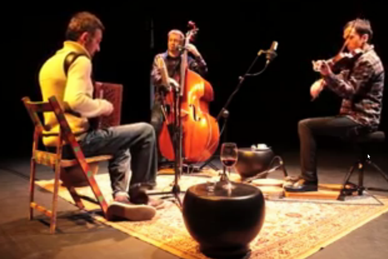 Txertubi taldeak YouTube kanala ireki du 'Molinatxo' habanerarekin