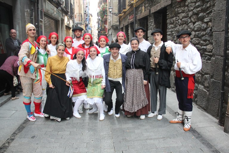 Dantza egin genion gizarte hobe bat lortzeko nahiari